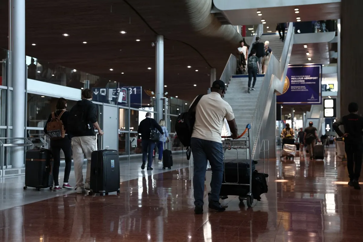 France launches probe over video of man harassing Jewish boy