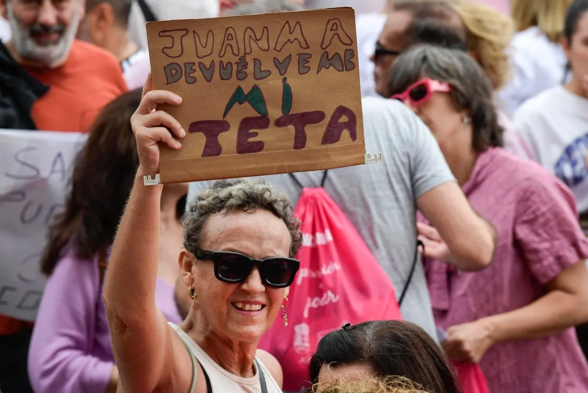 'Forgotten' women demand justice in Spain's breast cancer scandal