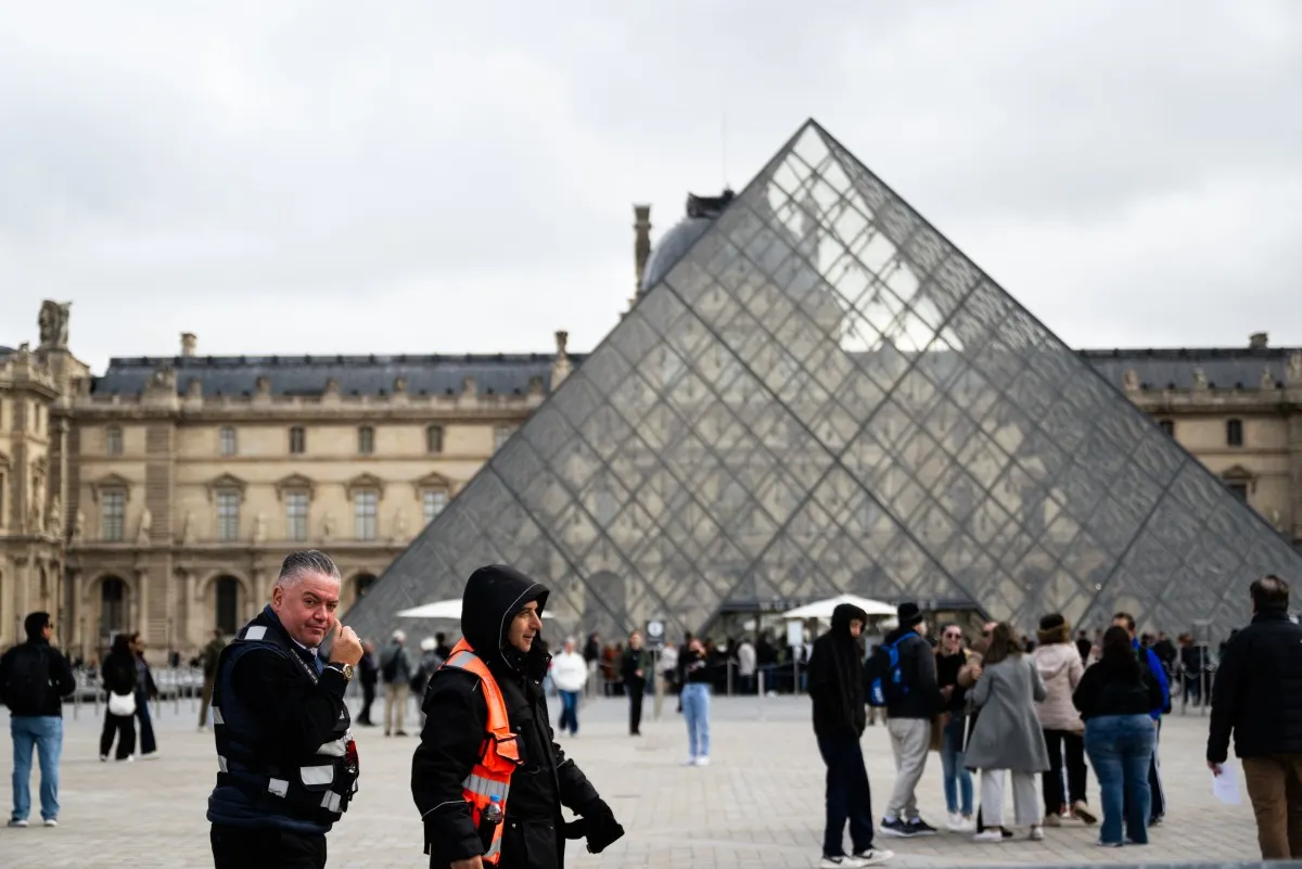 Louvre 'most mispronounced French word' by Americans