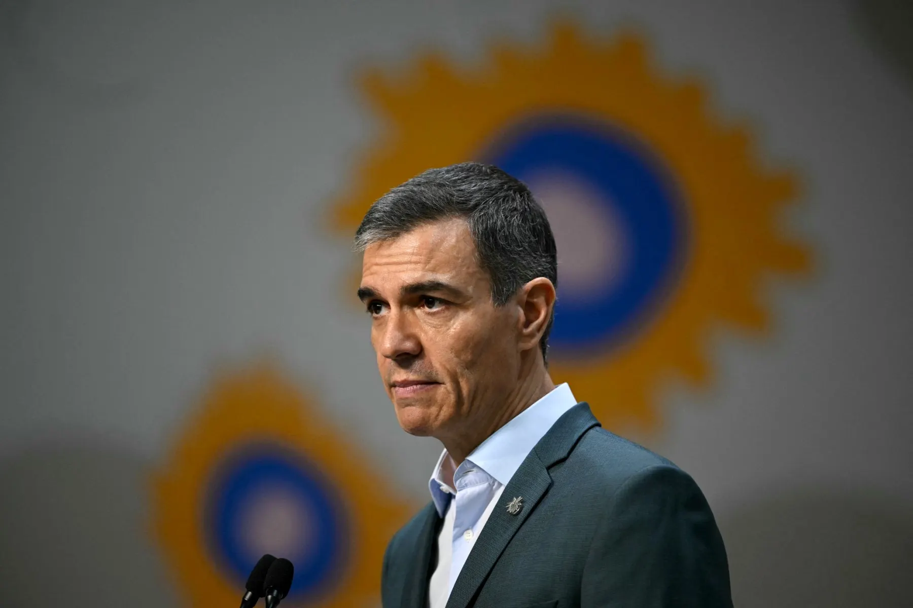 Spain urges EU to keep combustion-engine ban as rethink on the cards