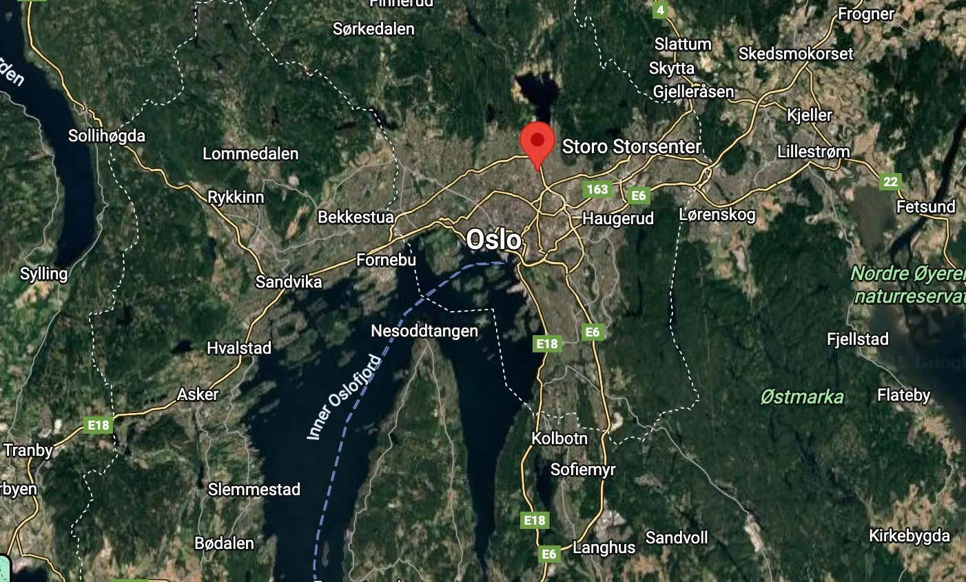 Gunman opens fire at shopping centre in Oslo
