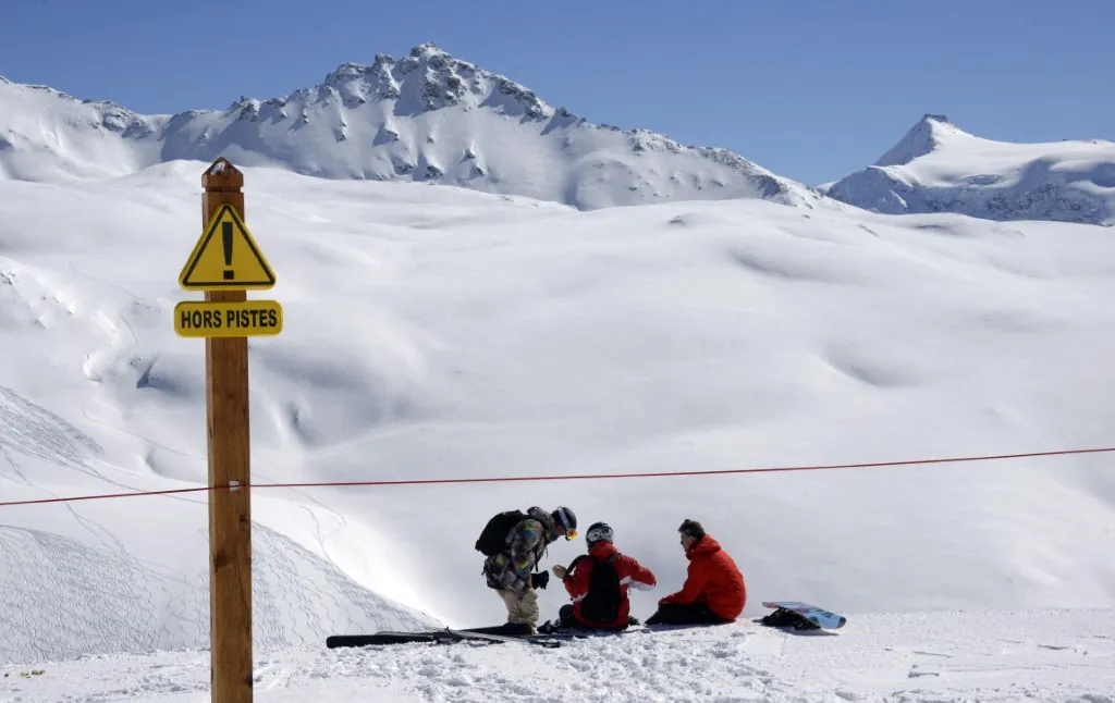 Avalanche risk: How safe is it to ski in the French Alps?