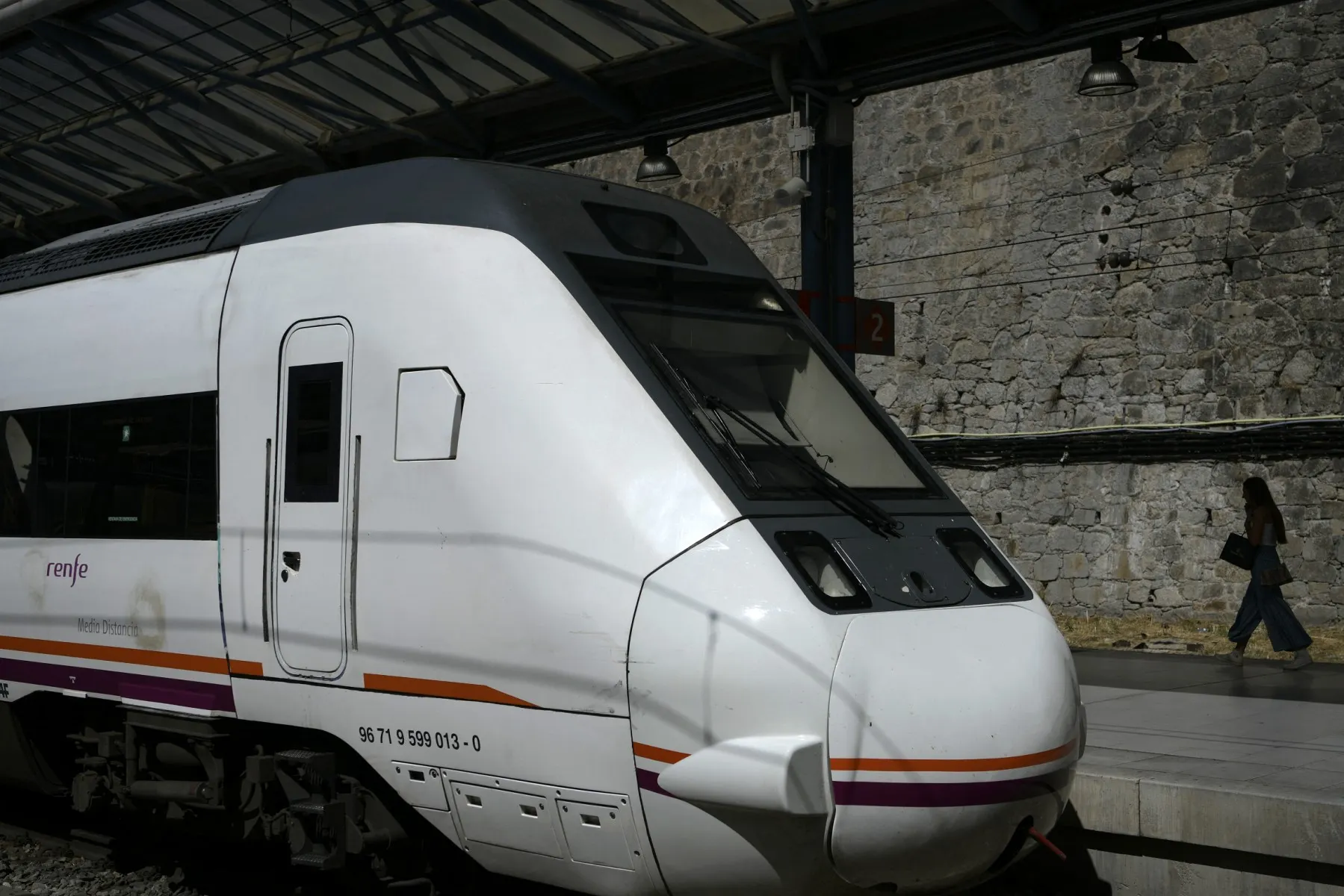 BREAKING: 'Several lightly injured' after train hits crane in Spain