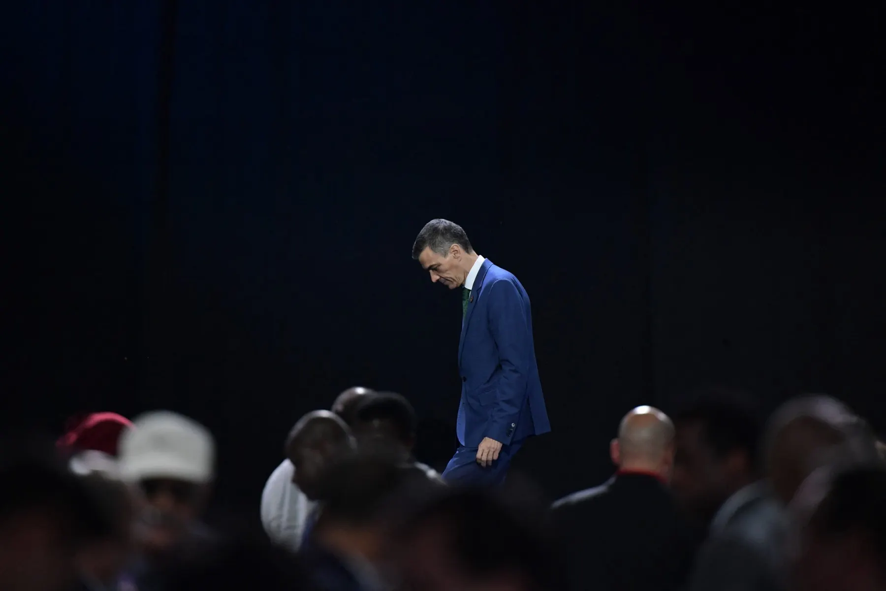 Shift to the right and Sánchez's demise? What's in store for Spanish politics in 2026