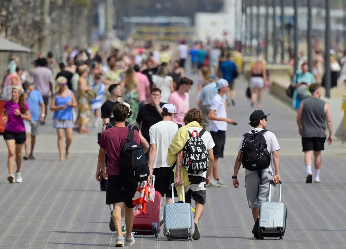 CONFIRMED: Spain hosted record 97 million foreign tourists in 2025