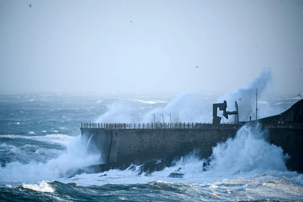 Storm Ingrid batters Spain as another storm set to bring more rain and snow