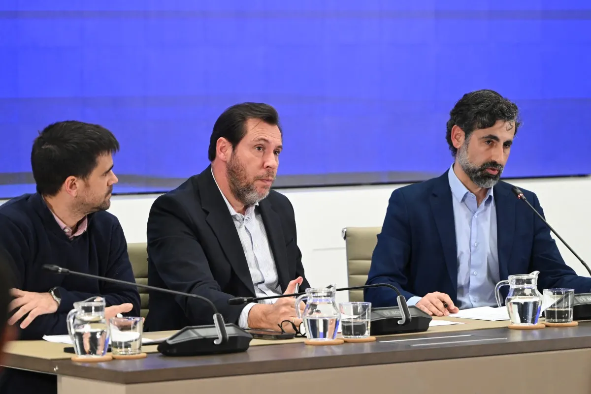 Spain train disaster probe suggests track was cracked