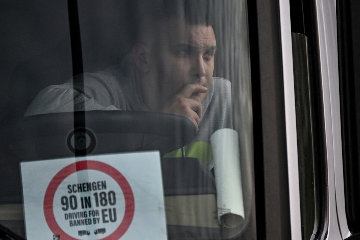 EU announces plan to extend 90-day rule for certain non-EU workers