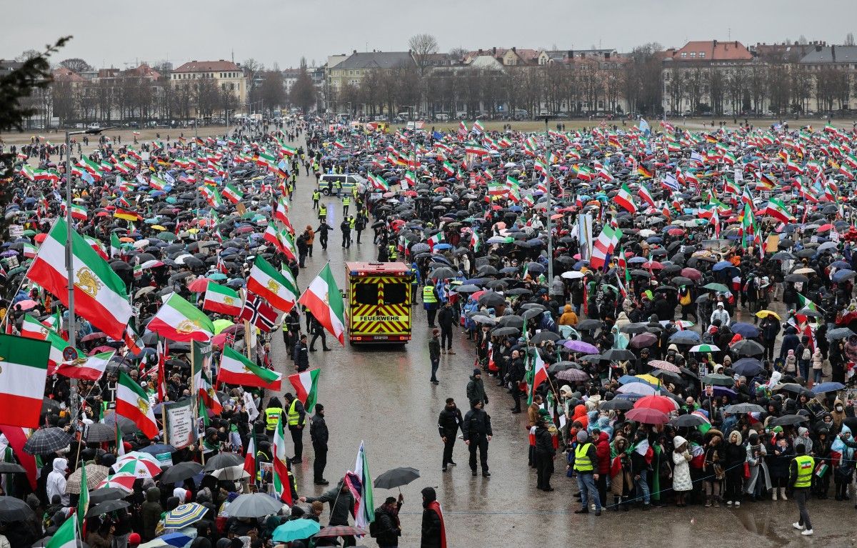 200,000 join Iran demonstration in Munich