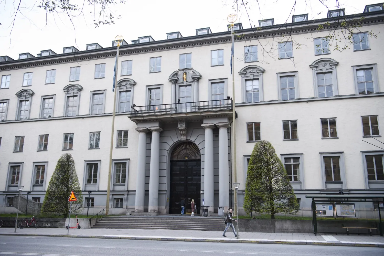 Stockholm School of Economics received 5 million kronor from Epstein