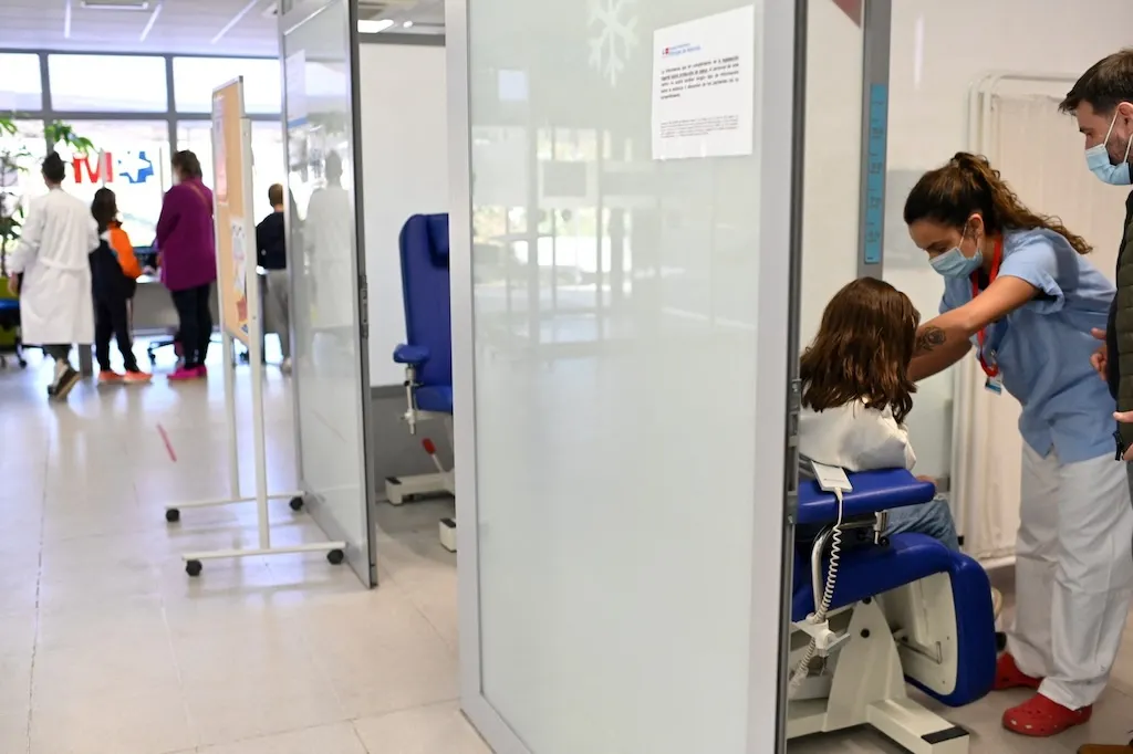 Is it mandatory to vaccinate your children in Spain?