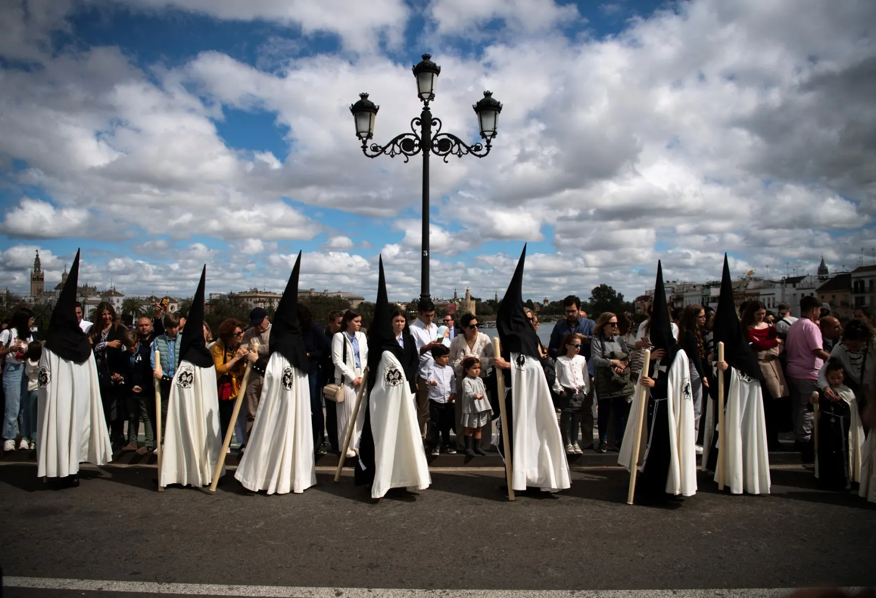 What will the weather be like in Spain this Easter?