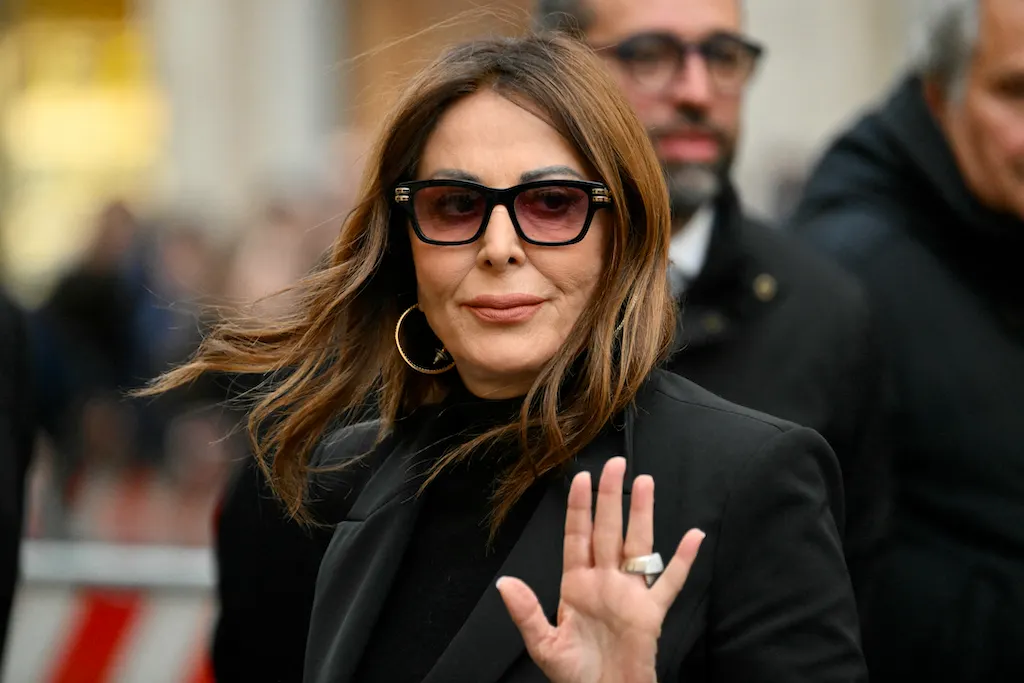 Italy's Meloni calls on tourism minister to resign