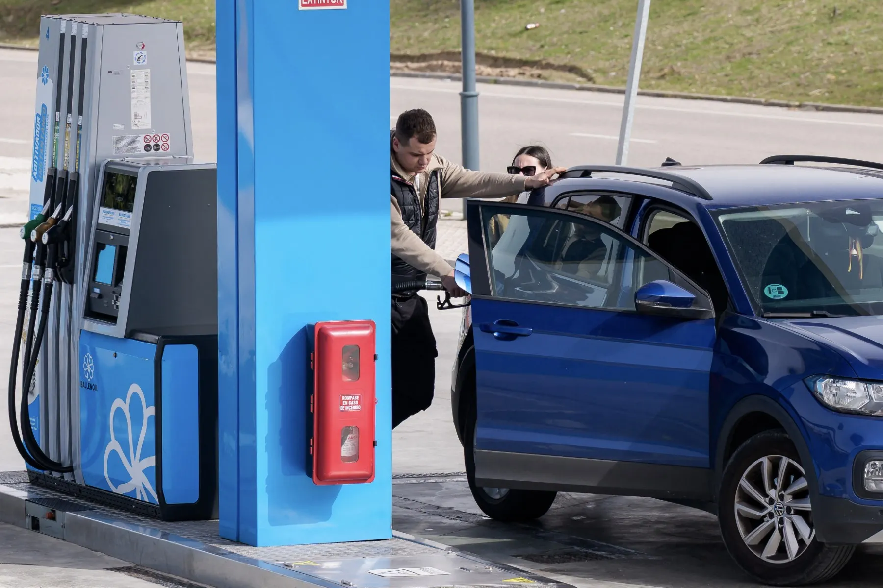 Spain's fuel prices surge following war in Middle East