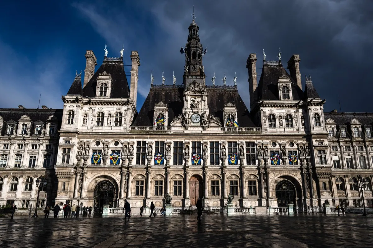 Inside France: More election fever, stained glass and Violette Morris