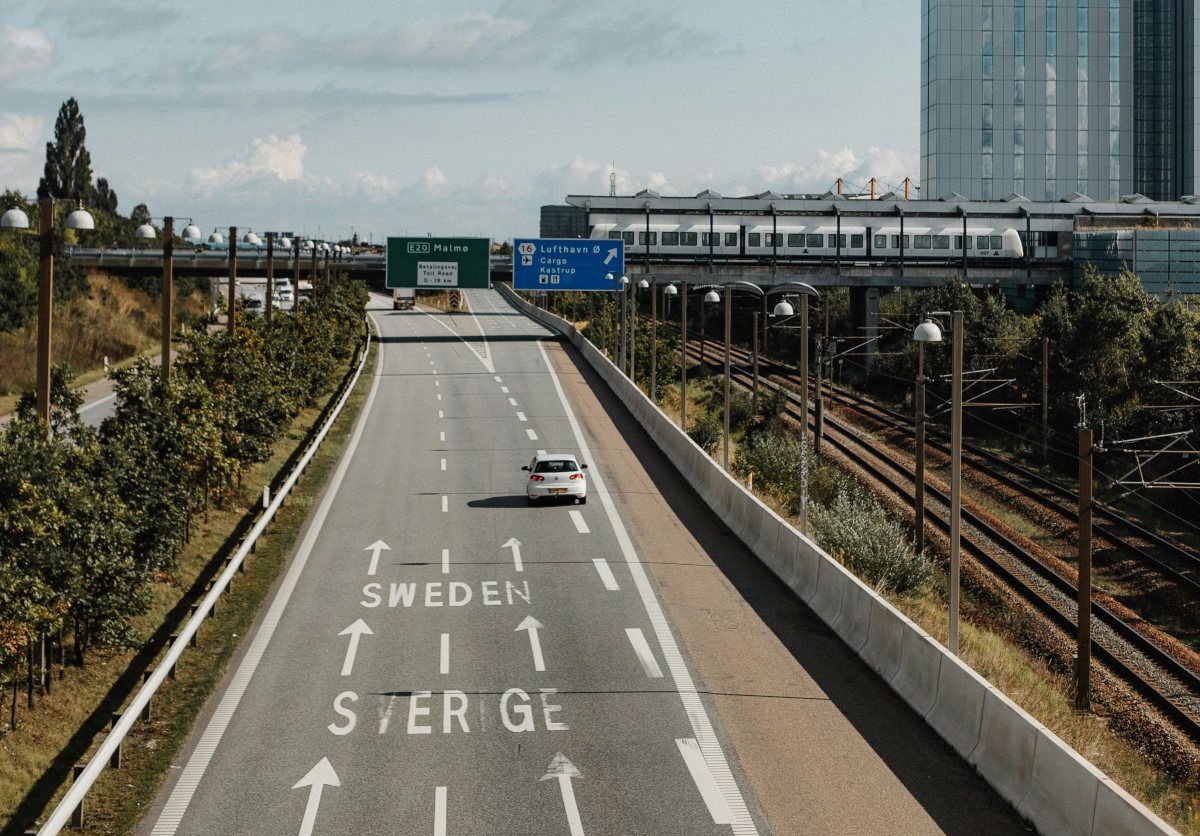 Swedish liquor store closes to keep out drunk Norwegians