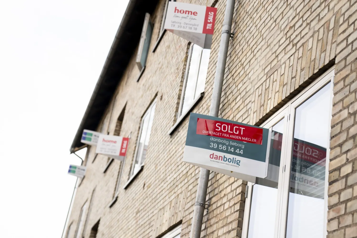 One in five apartments in Denmark sold above asking price in March