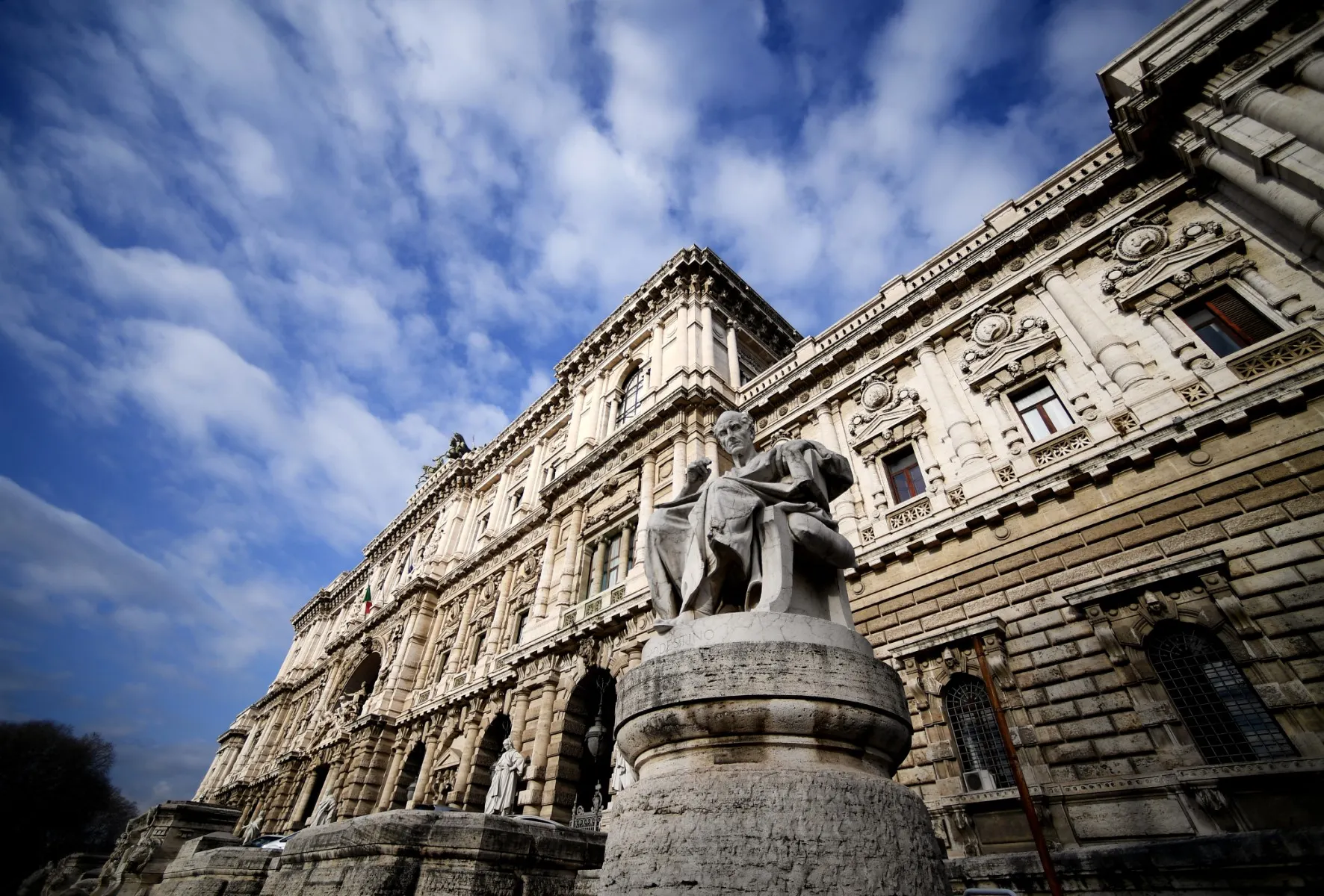 US families take Italian citizenship law to country's highest court