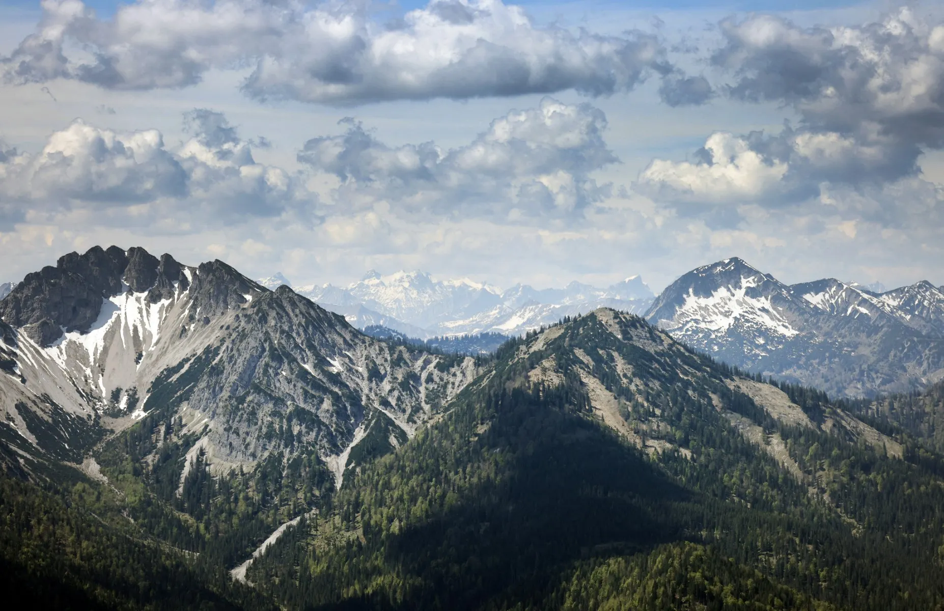 Another avalanche death in Austrian Alps