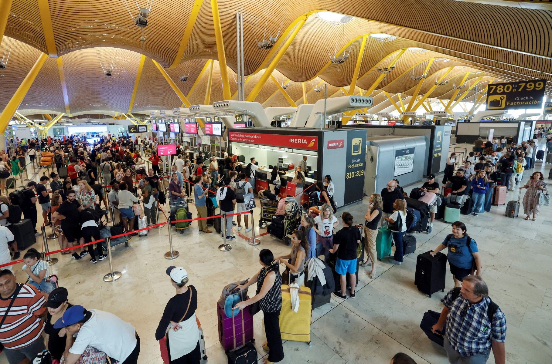 War impact on European travel bookings fading