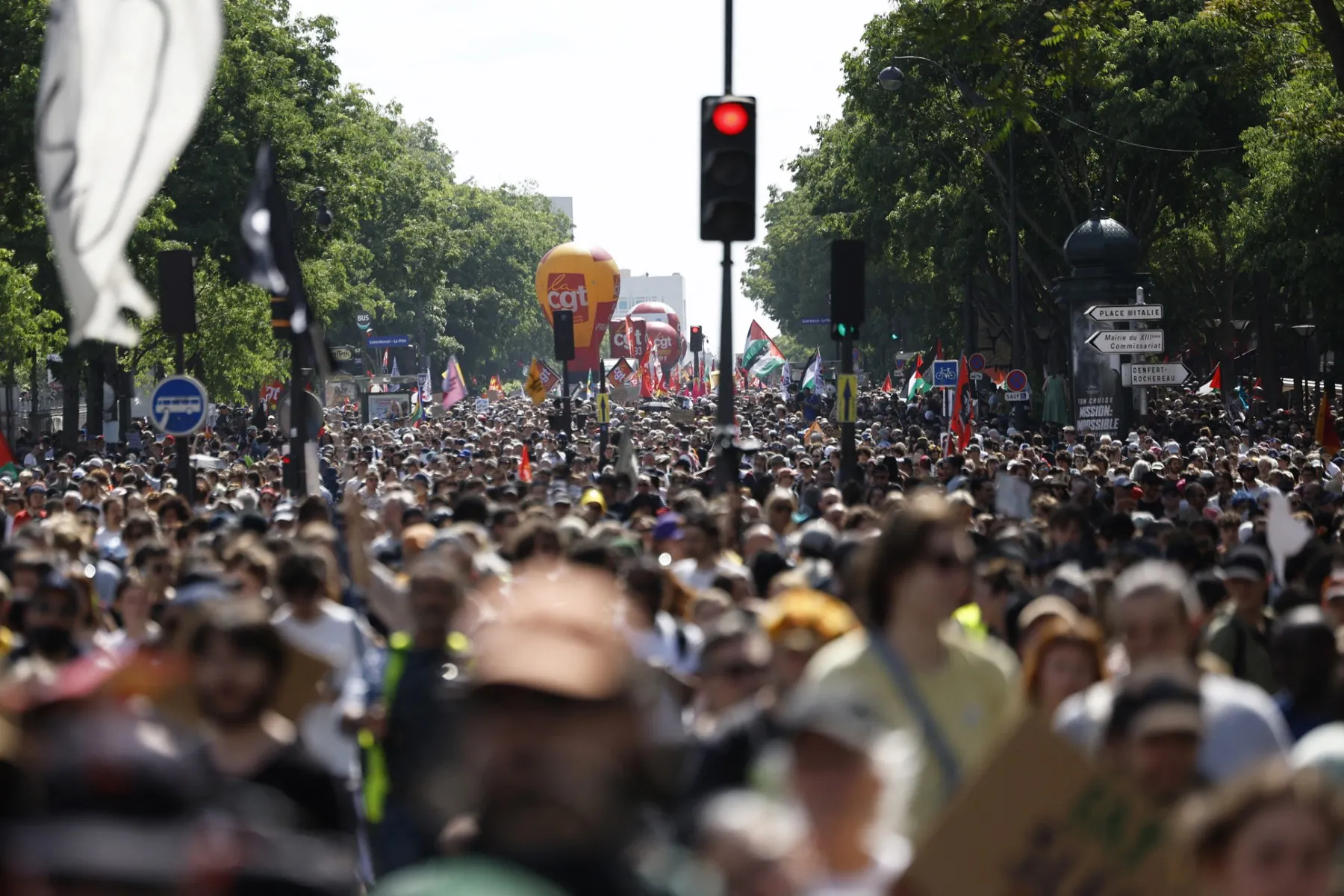 EXPLAINED: France’s proposed new law for working on May 1st