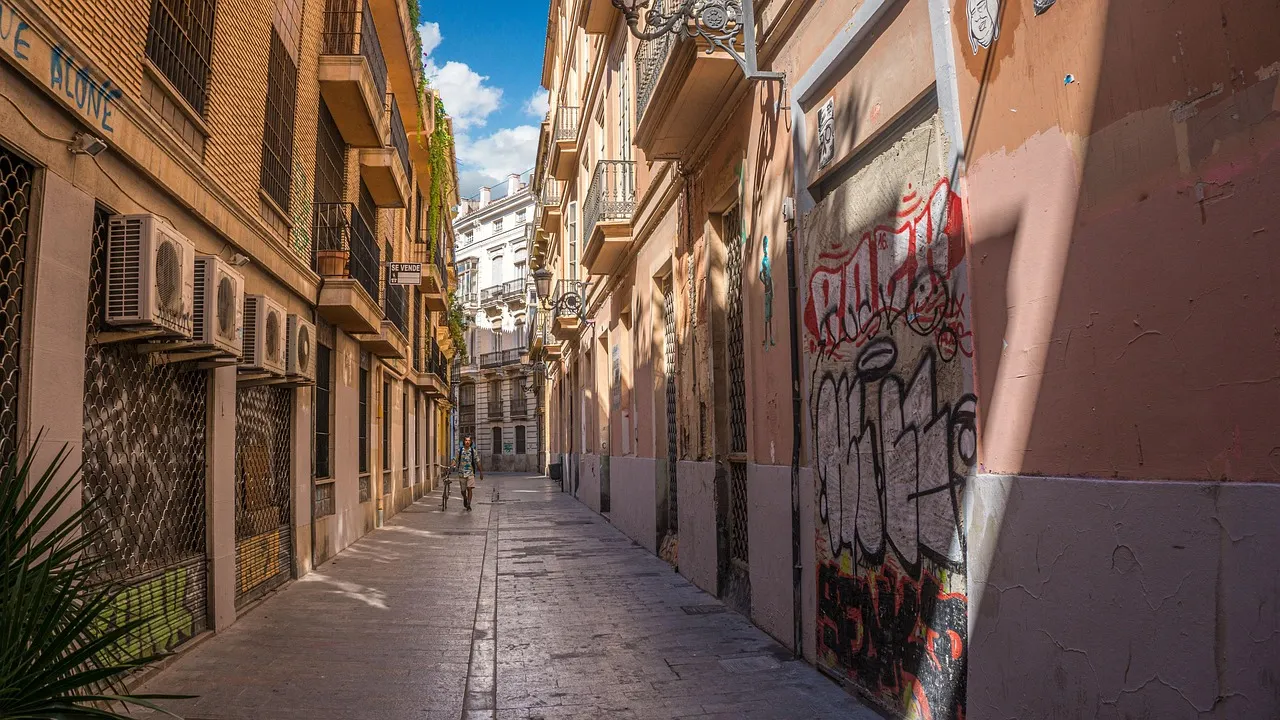 Valencia court overturns tourist flat licence suspension