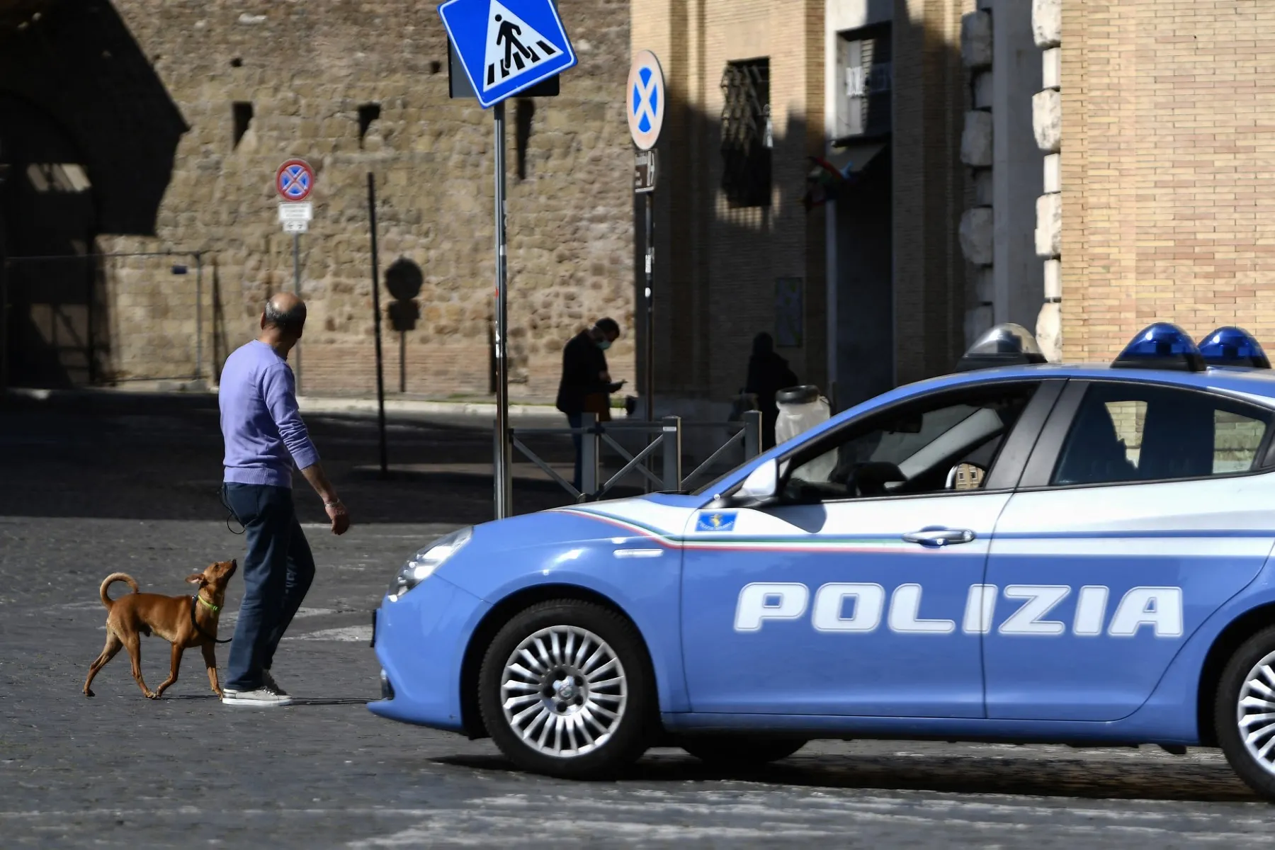 Italy arrests ex-secret service agent accused of spying for Russia