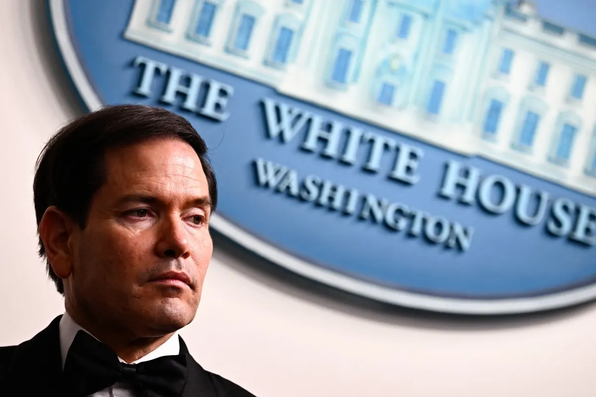 
            US Secretary of State Rubio to visit Vatican and Rome after Trump row
        