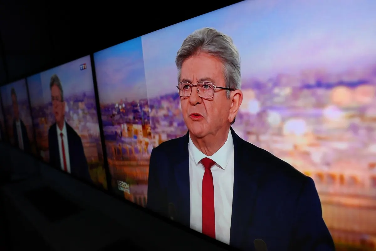 France's hard-left leader Mélenchon confirms presidential run