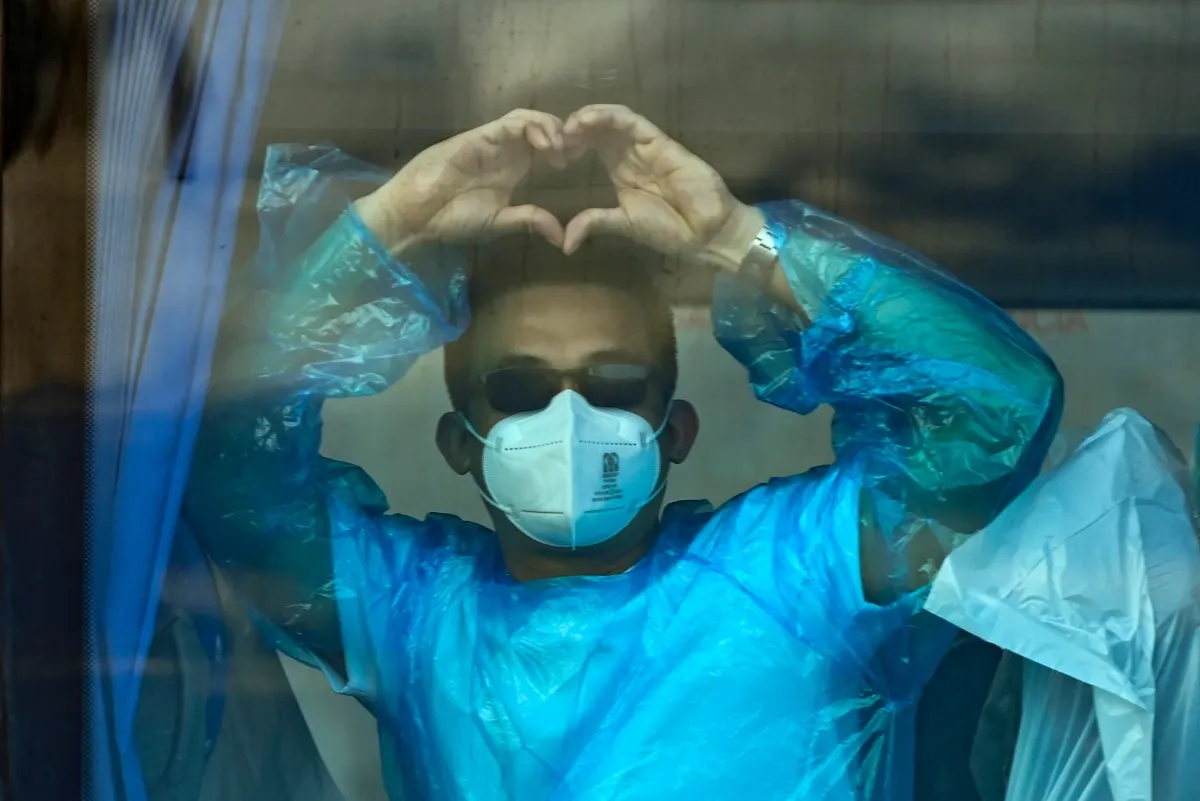 Spanish man who tested positive for hantavirus case showing symptoms