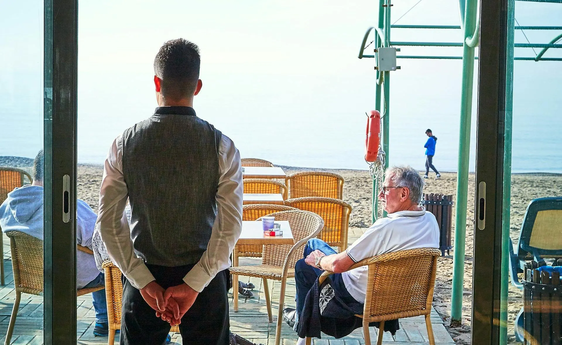 FACT CHECK: Is it better to live off benefits than to work in Spain?