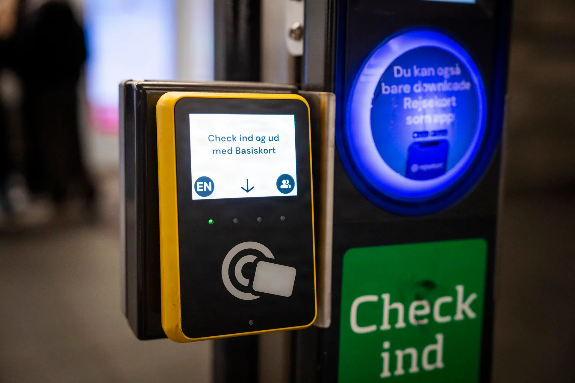 Denmark phases out physical Rejsekort travel card