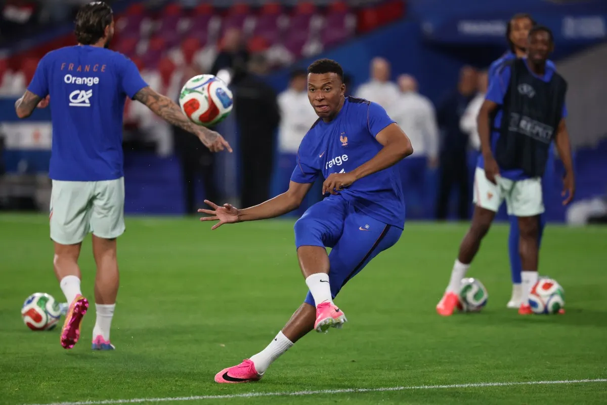 Wildfire rules, tax residency and World Cup vocab: 6 essential articles for life in France