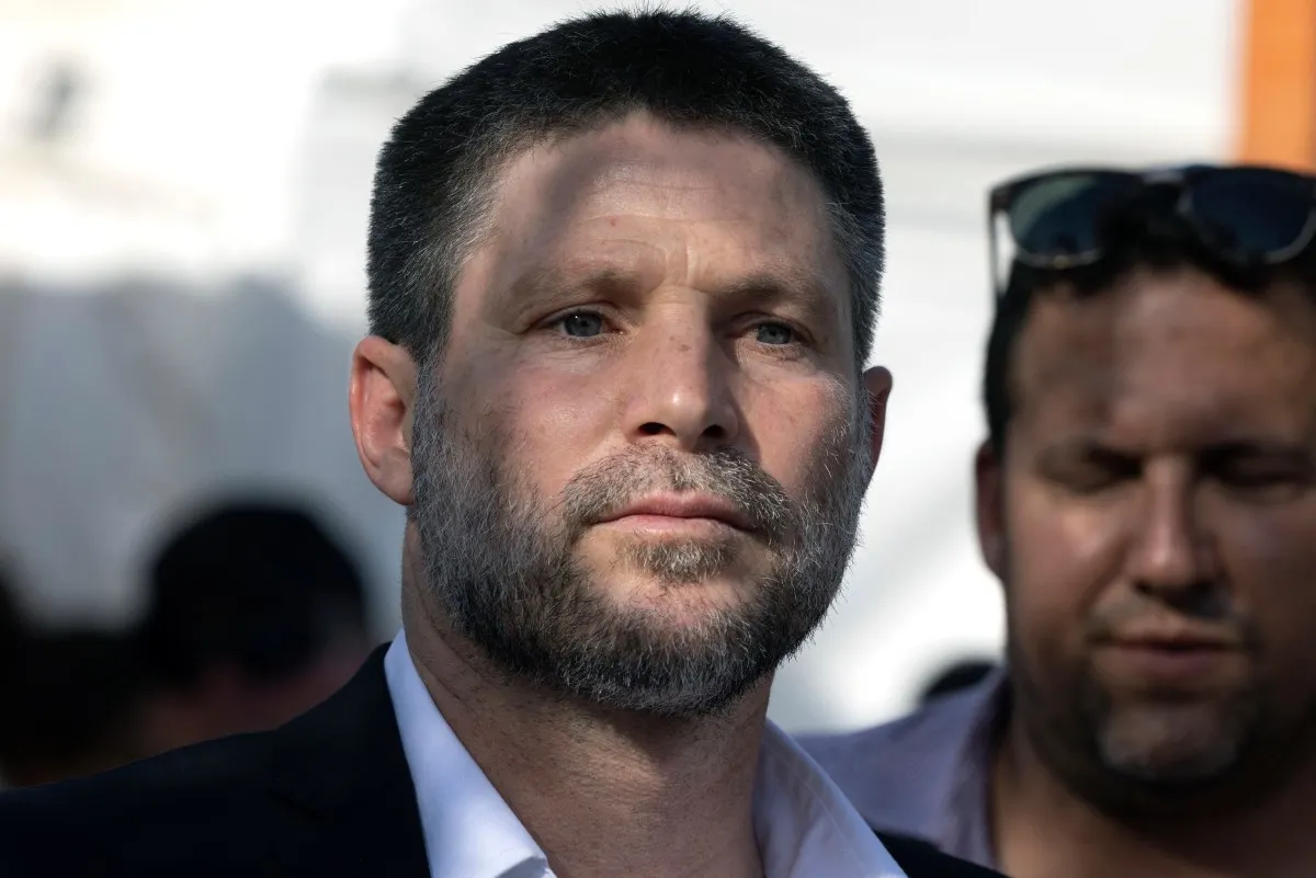 Israel minister Smotrich banned from France