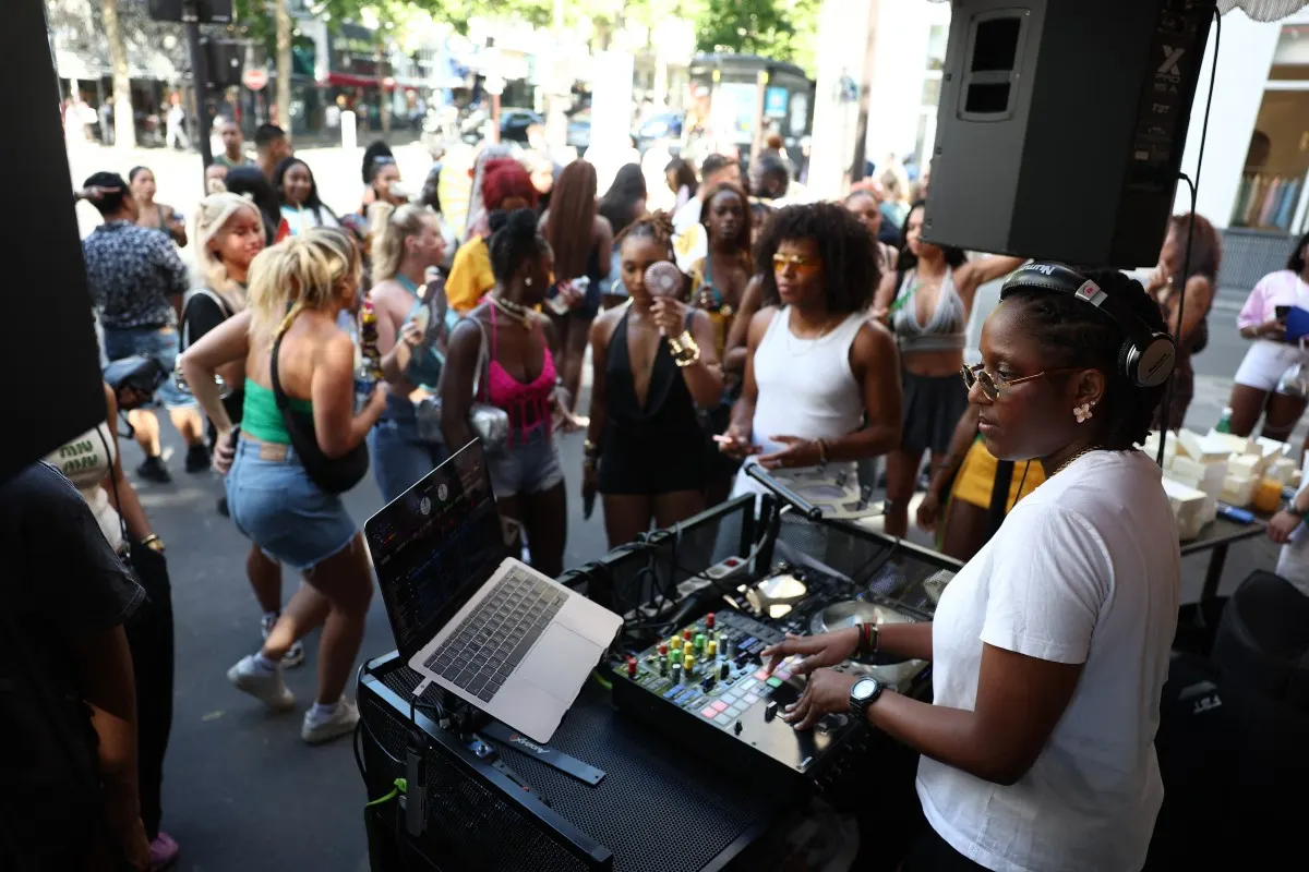 France presses ahead with Fête de la Musique despite extreme heat