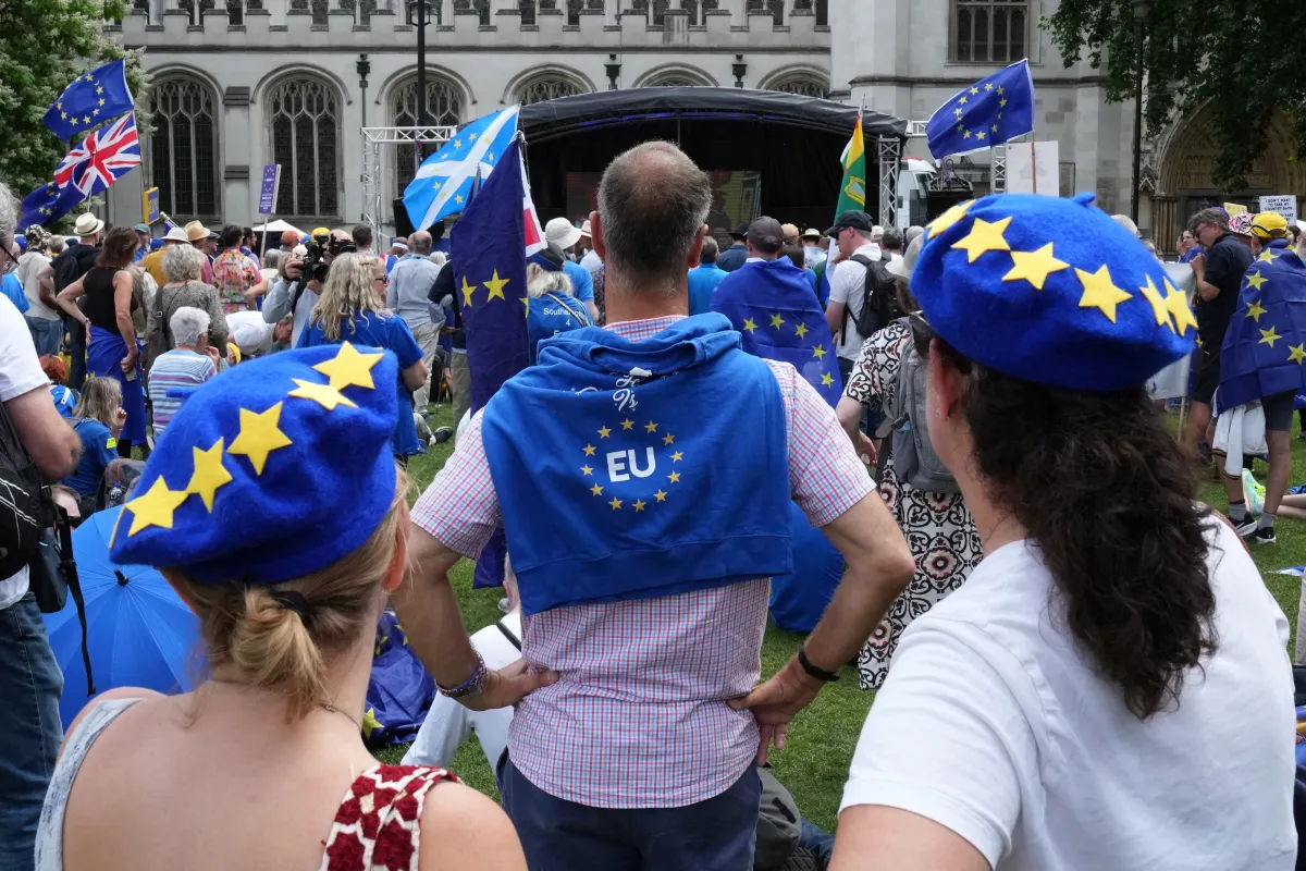 TELL US: Ten years on, how has Brexit affected your life and time in Sweden?