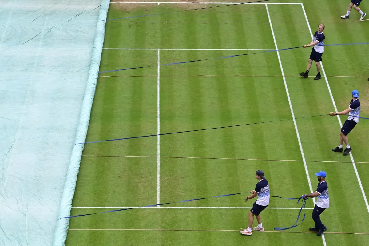 Berlin Open final suspended due to 'severe weather'