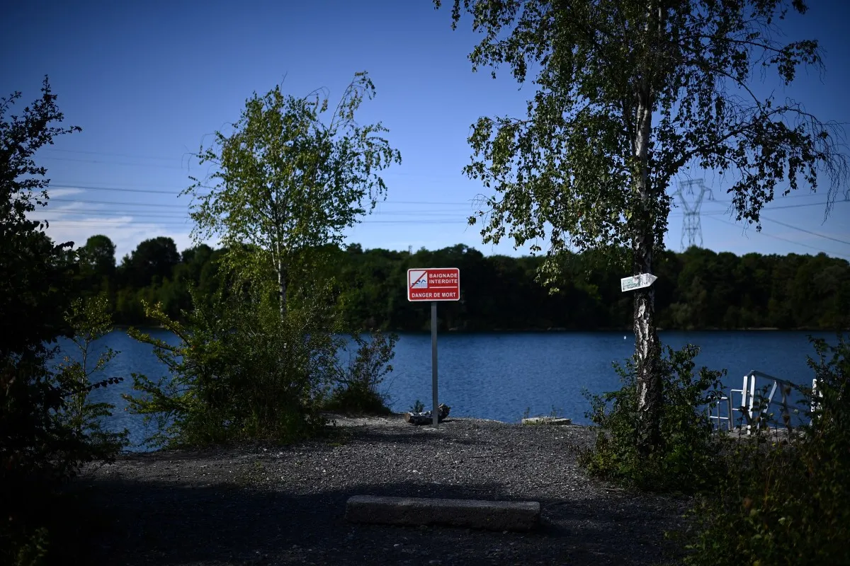 Record European heat wave overwhelms Paris mortuaries as families search for space