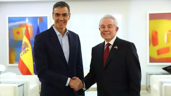 Sánchez meets US ambassador to Spain amid tensions with Trump