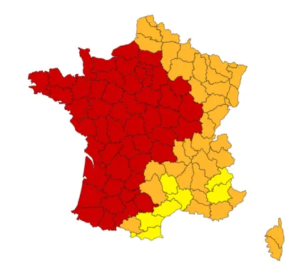 France extends 'red' weather alerts as heatwave set to intensify on Tuesday