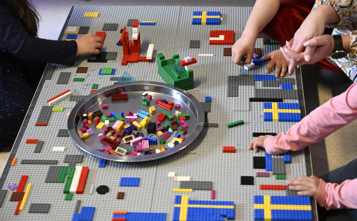 Swedish government to push ahead with mandatory language preschool despite legal warnings