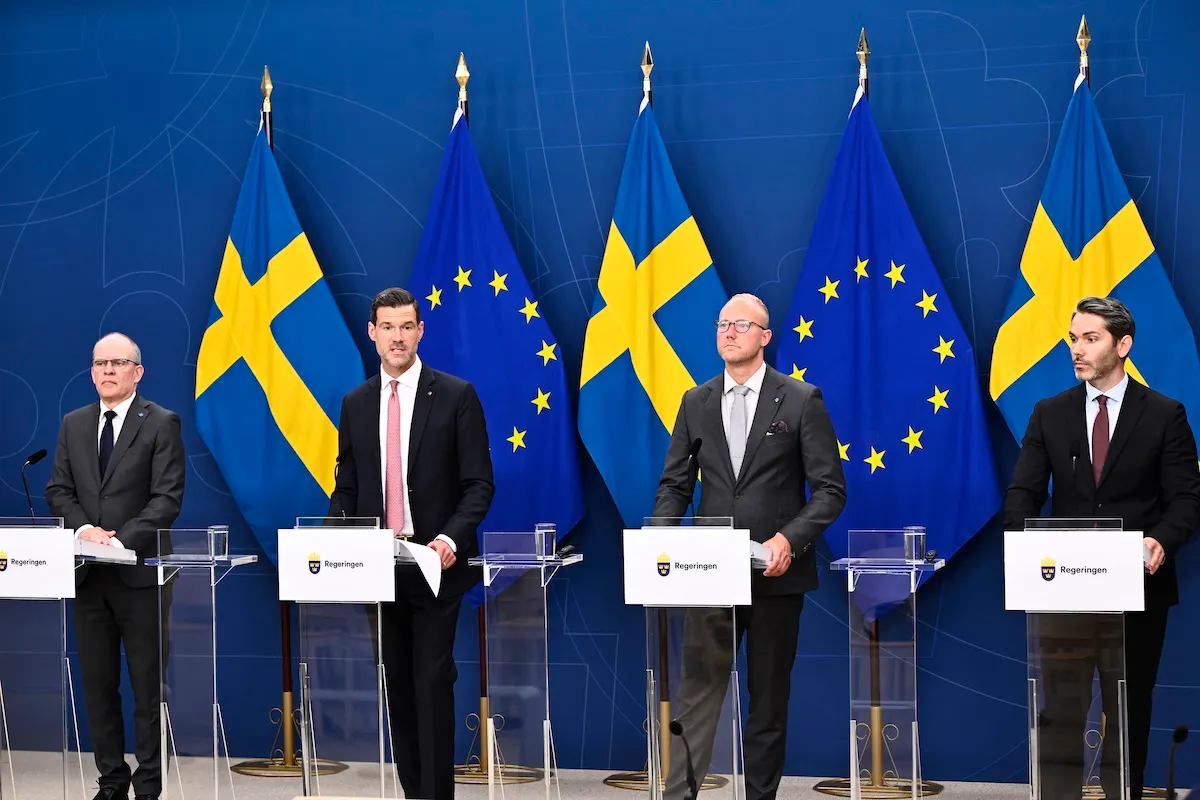 EXPLAINED: Who's covered by Sweden's new teen deportation 'safety valve'?