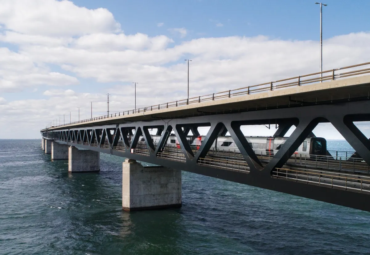 Commuters between Sweden and Denmark to get half-p