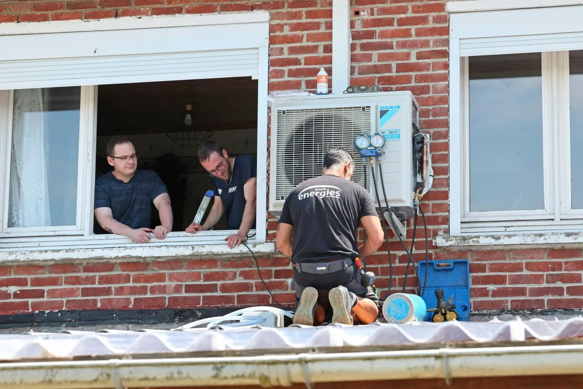 Why France's new buildings are designed not to have air conditioning