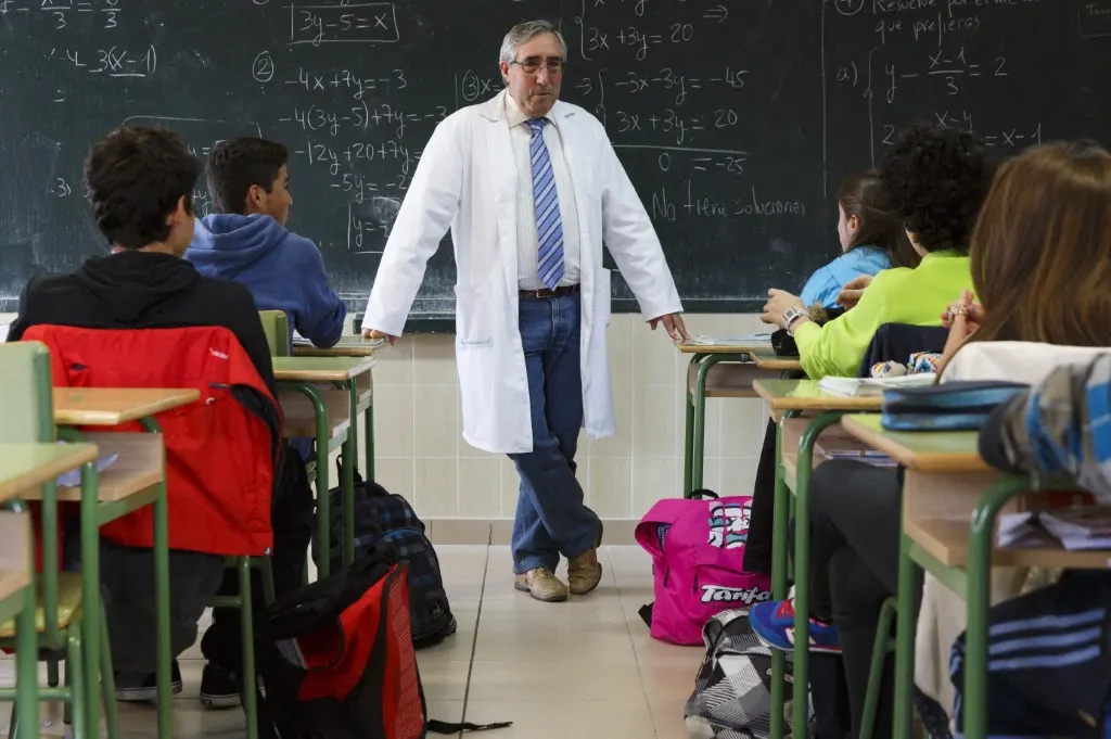 The key 2026/2027 school dates in each region of Spain