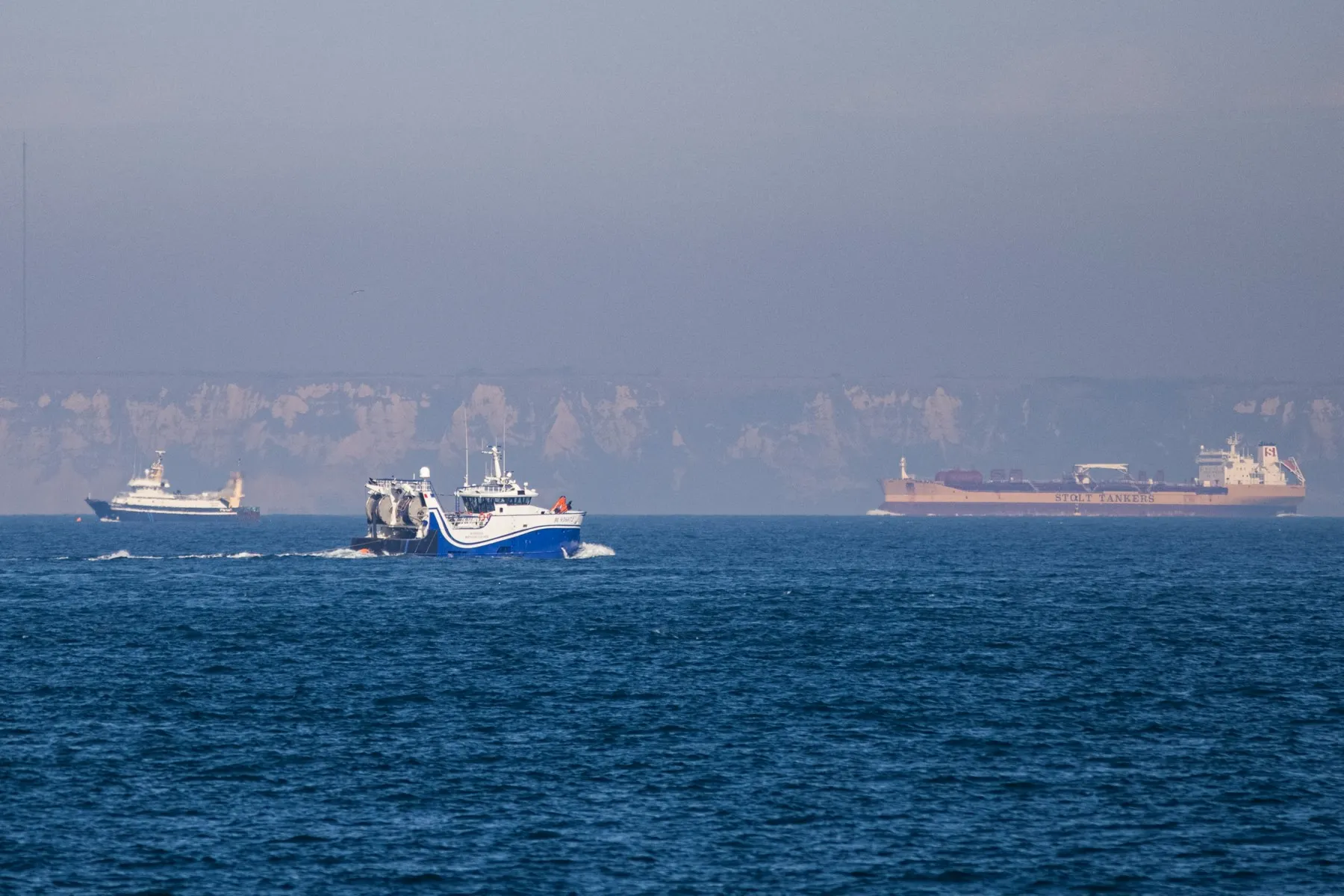 French fishing boat sinks in English Channel; two crew missing