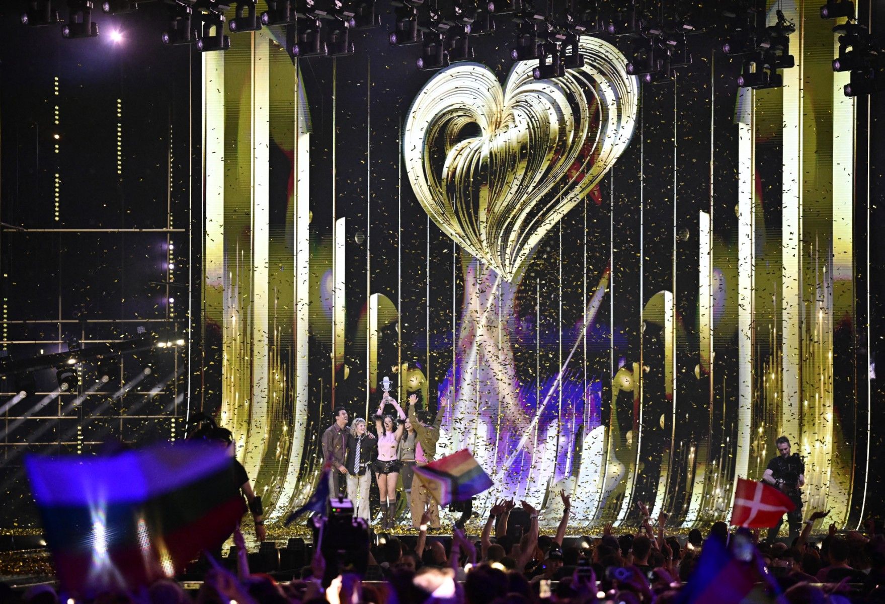 Eurovision to bar countries at war from hosting
