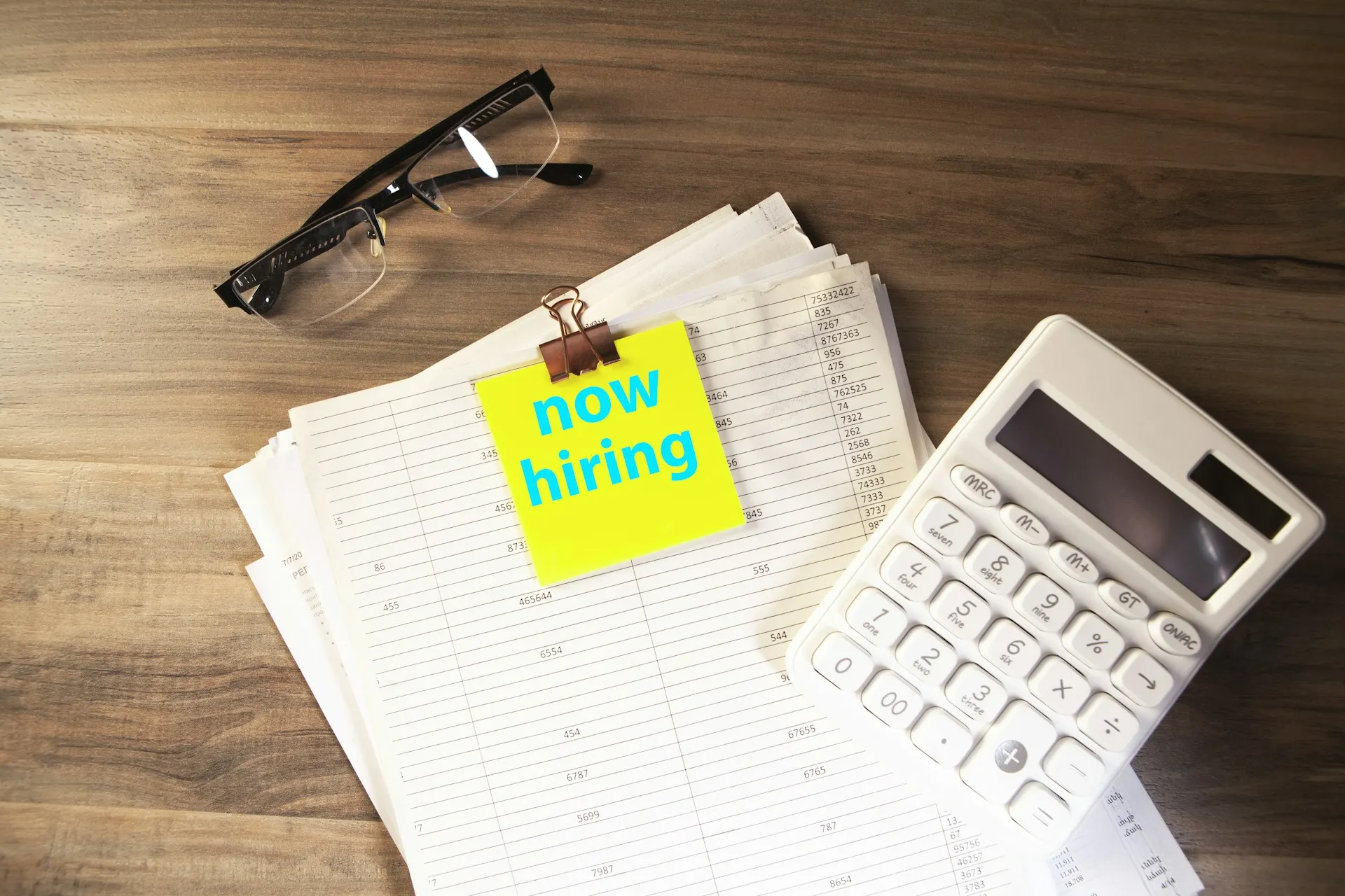 How should you follow up on your job application in Norway?