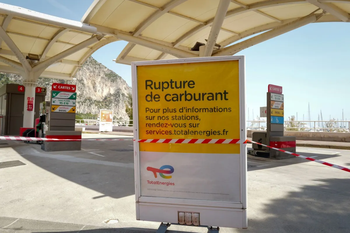 EXPLAINER: How to check for fuel shortages where you are in France