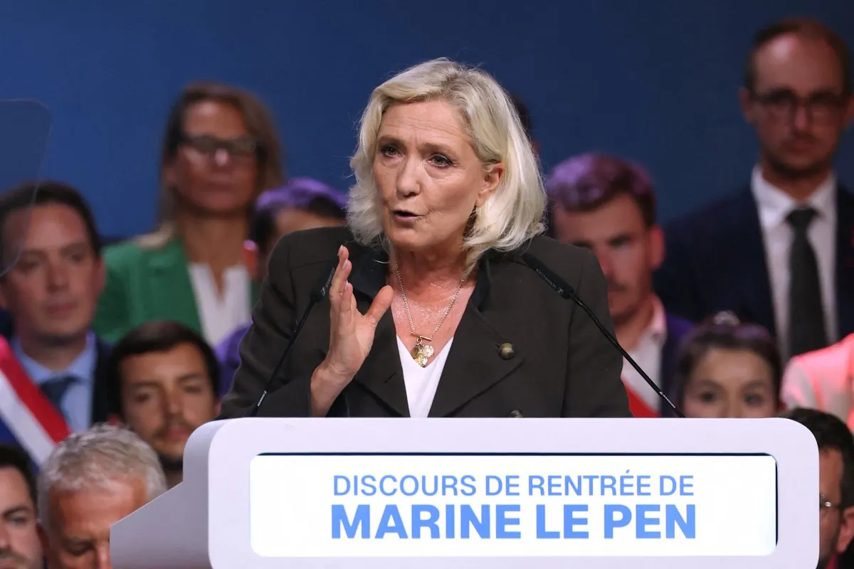 Marine Le Pen says French citizens would come first in campaign remarks